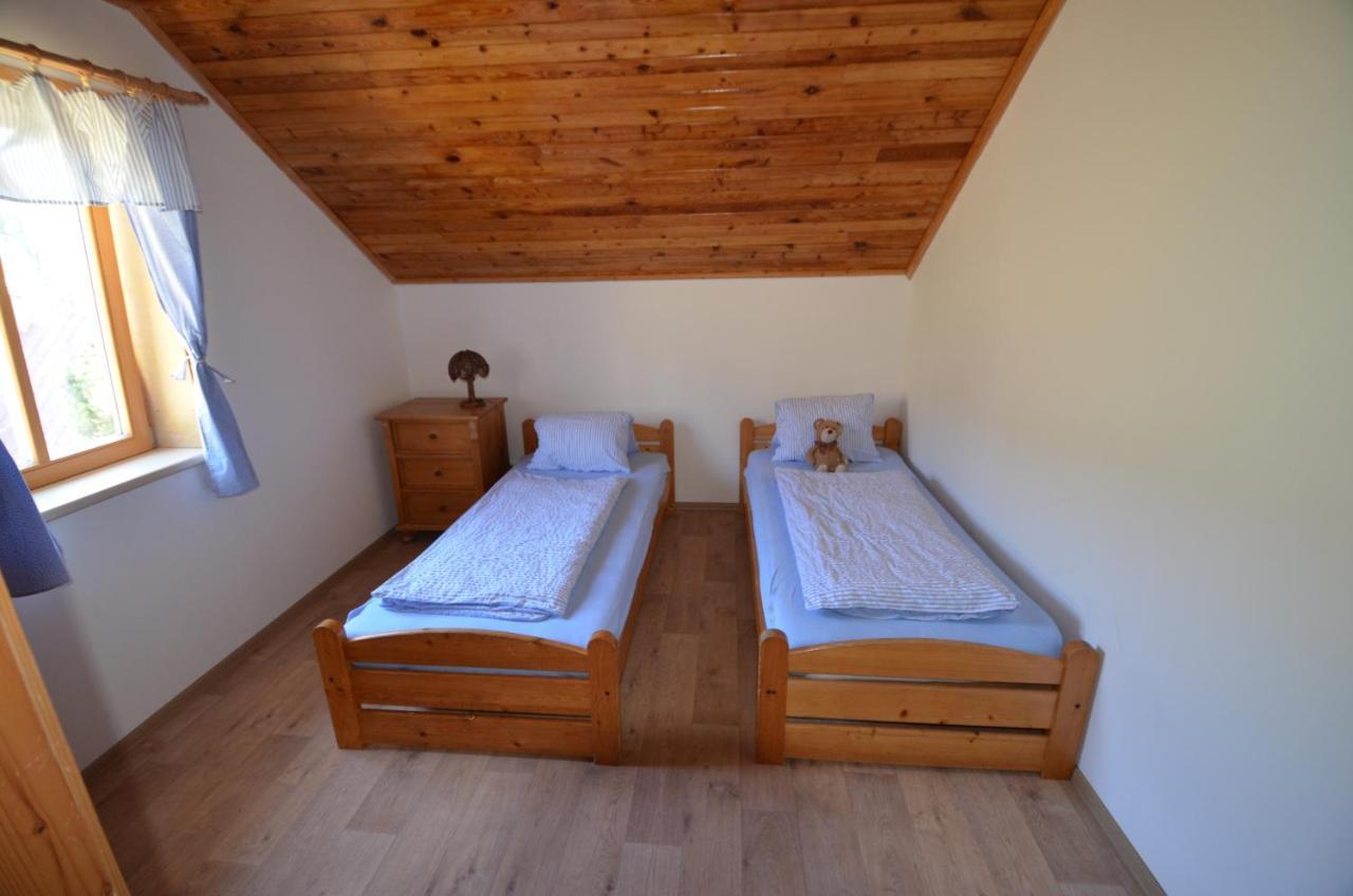 Penzion Lion Pec pod Snezkou Exterior foto