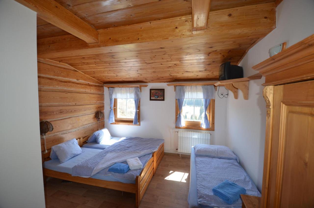 Penzion Lion Pec pod Snezkou Exterior foto