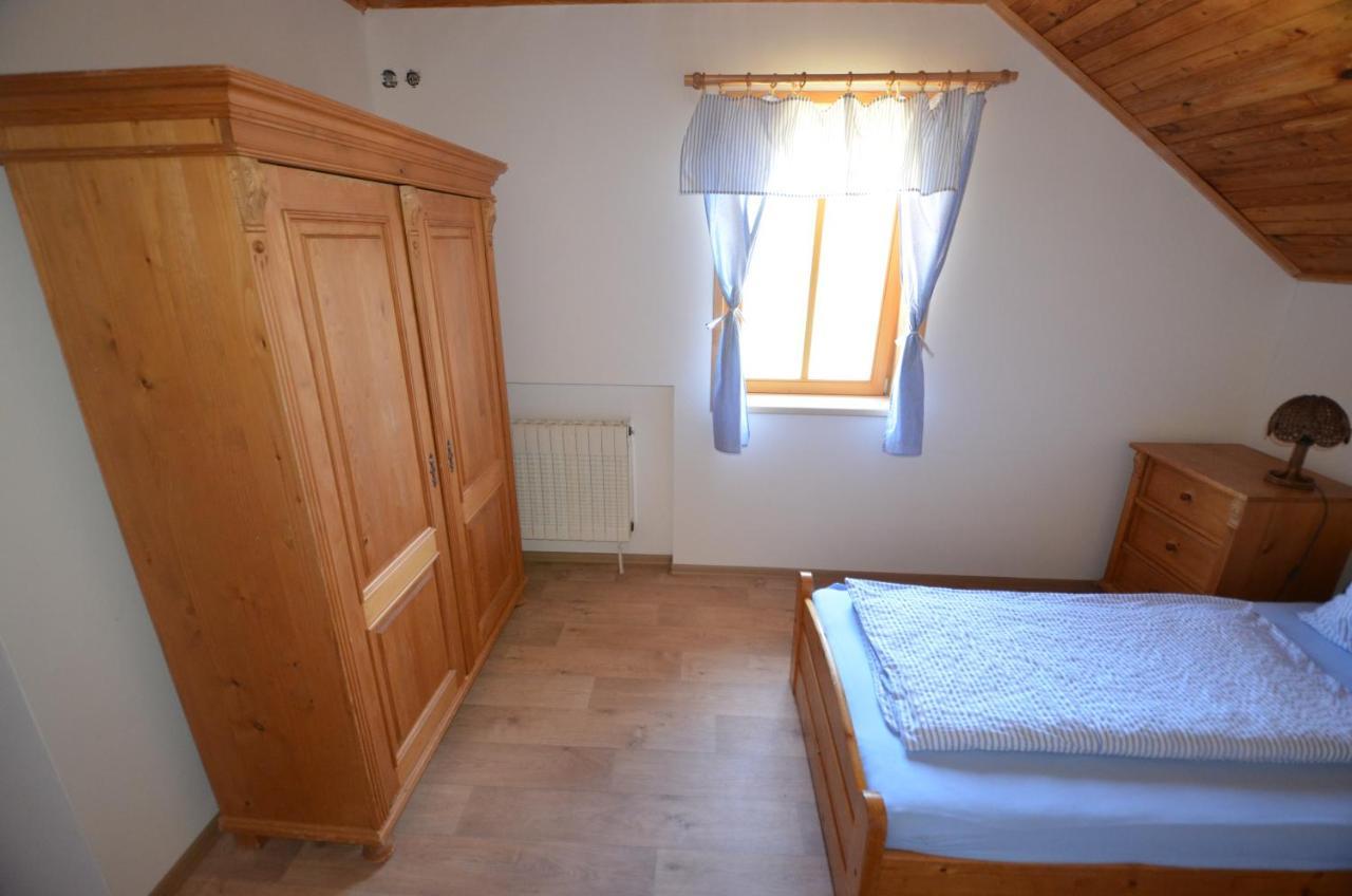 Penzion Lion Pec pod Snezkou Exterior foto